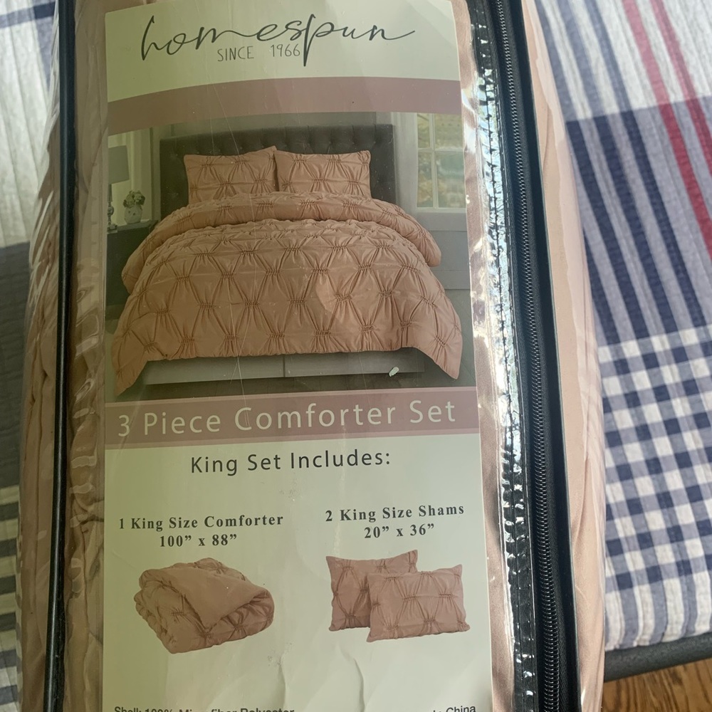 King Comforter Set - Picture 4 of 8